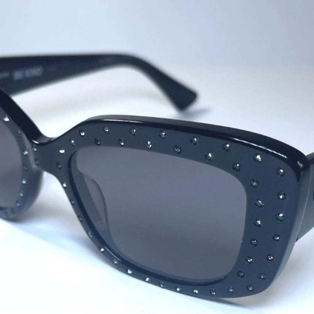 KURT GEIGER 
BE KIND 
Black 
Rhinestone 
Sunglasses 
NWT